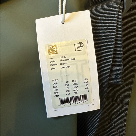 Rains Waterproof Weekend Bag - Picture 4 of 4